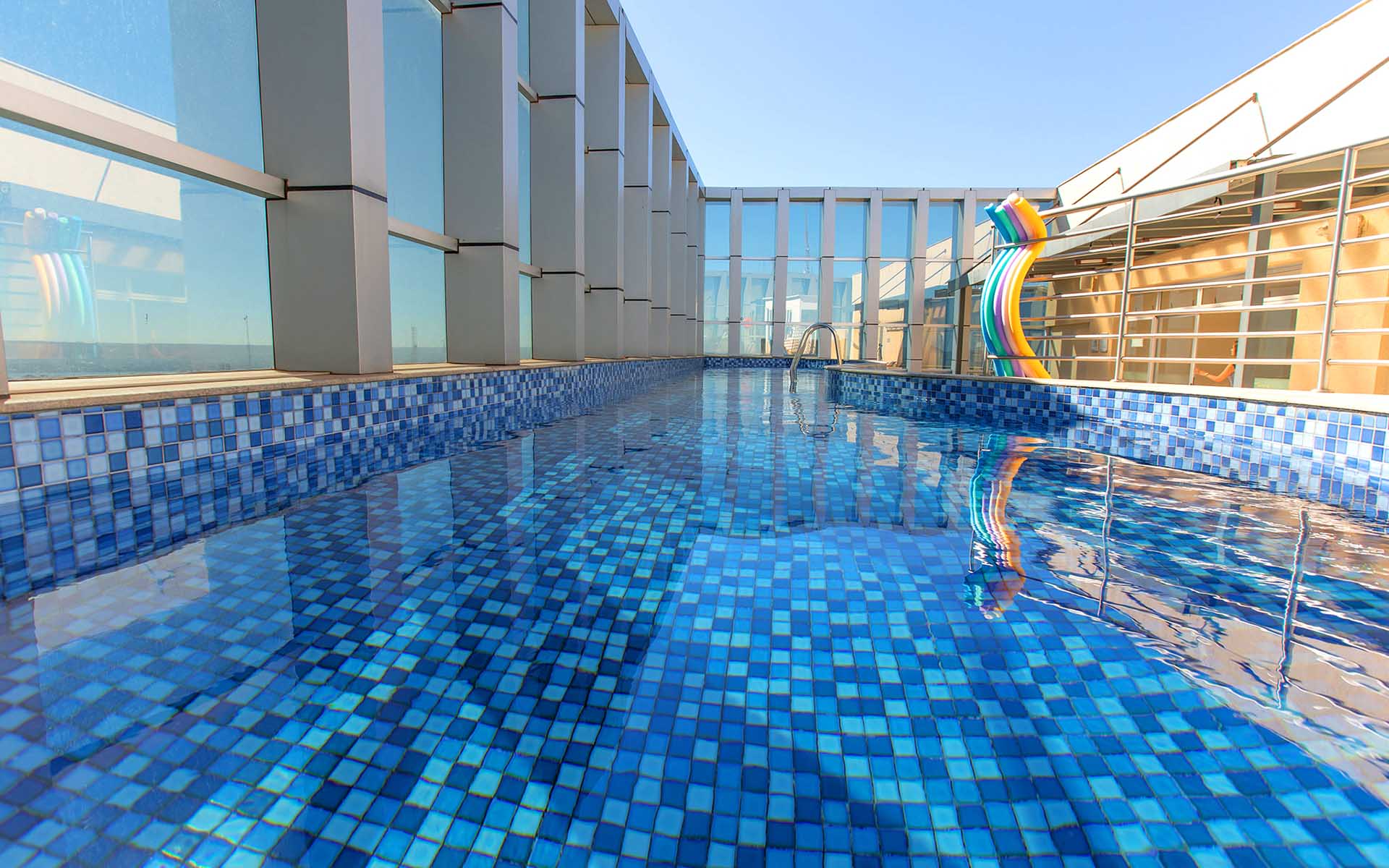 piscina do hotel fusion hplus em brasilia