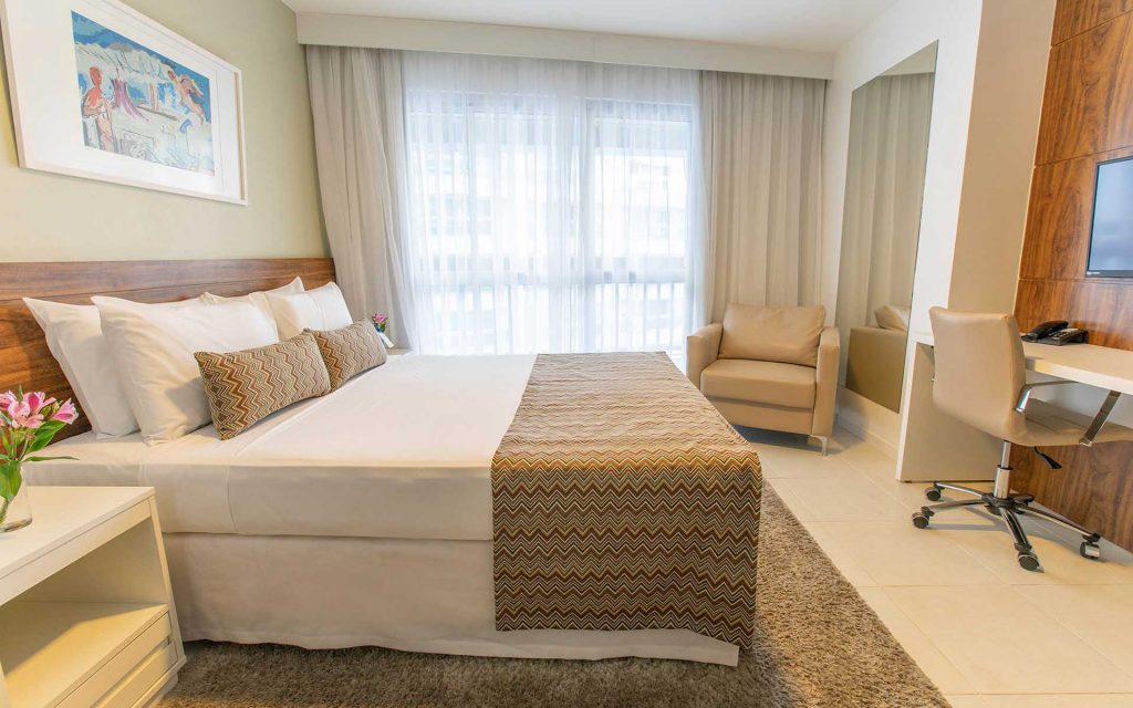 quarto de luxo do hotel fusion hplus em brasilia
