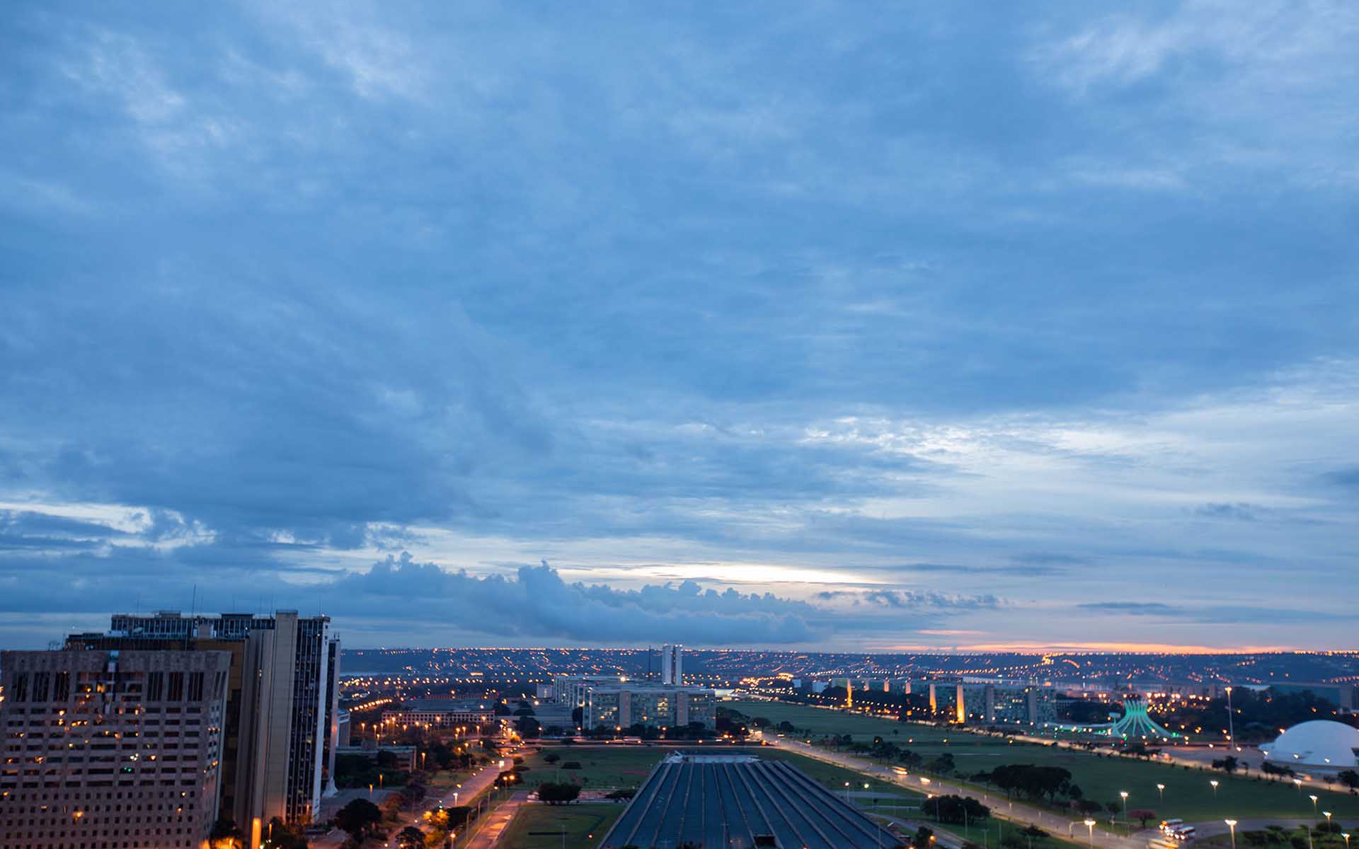 suite luxo view hotel vision hplus em brasilia