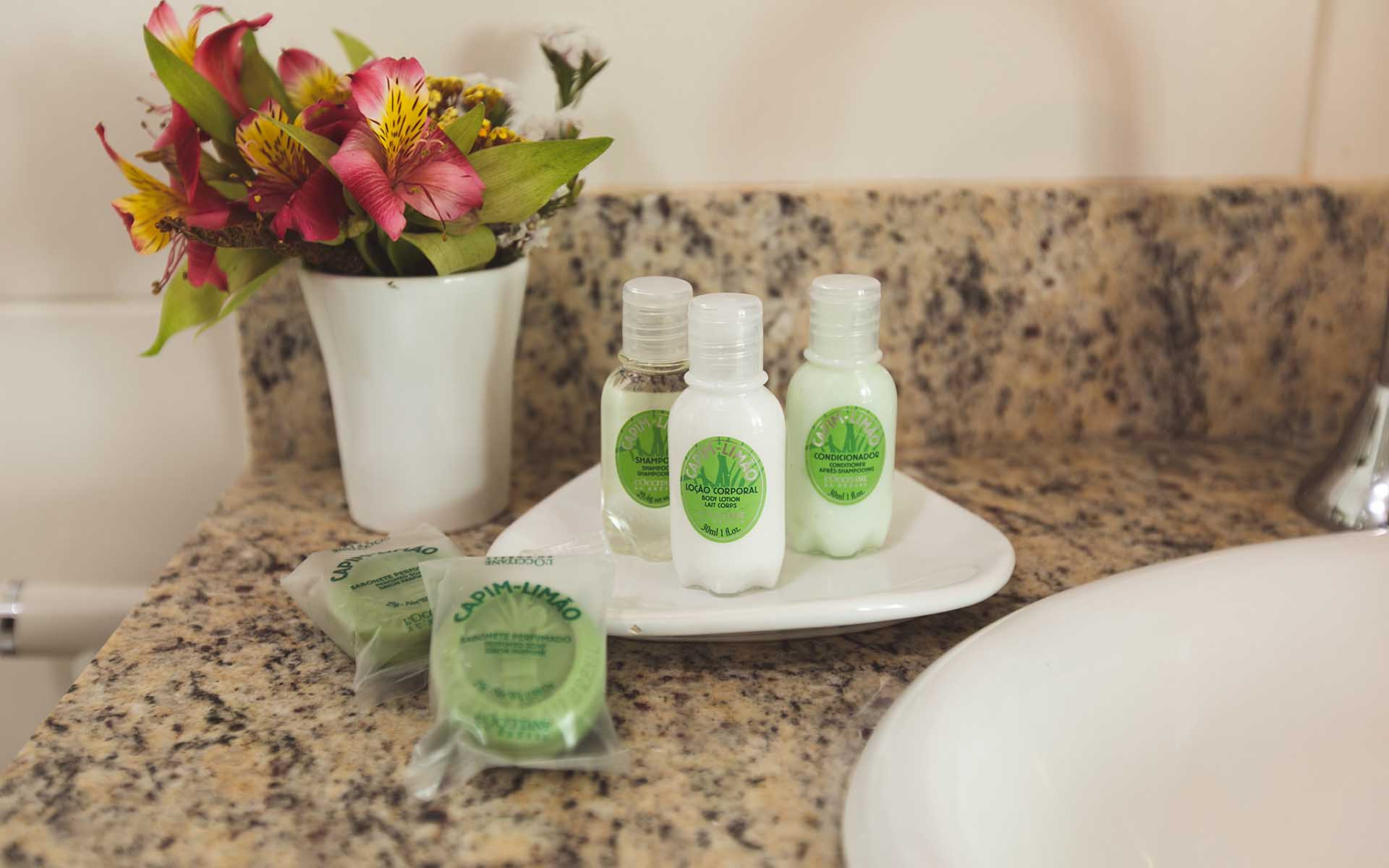 suite luxo view hotel vision hplus em brasilia