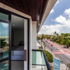 quarto luxo com vista para o mar do hotel joão pessoa hplus beach