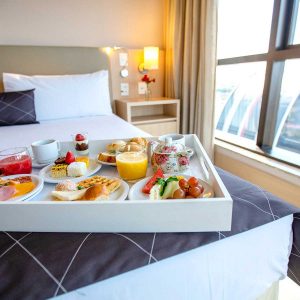 cullinan hplus premium em brasilia quarto adaptado
